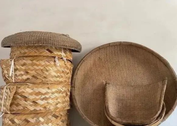 The Grain Mat That Once Held Our Harvests: A Farewell to the Folded Straw “Zhezi”