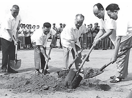 The Making of China’s First Metro: From National Defense to Urban Transport